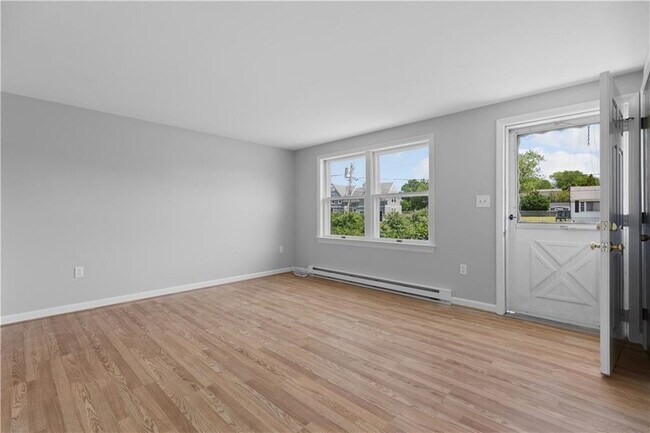 Building Photo - 32 Prince Henry Ave
