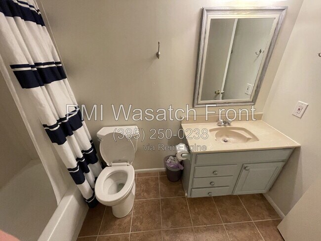 Building Photo - 662 E Cobblestone Ln