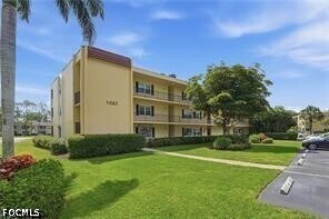 Building Photo - 1085 Forest Lakes Dr