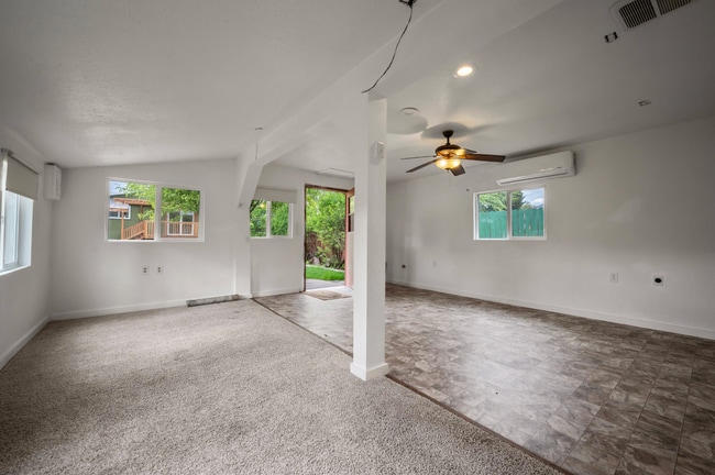 Building Photo - 430 W 550 N