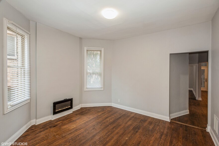 Dining room - 6320 N Paulina St