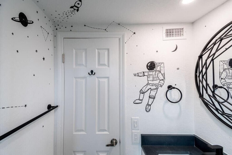 Building Photo - 400 S Atlantic Ave