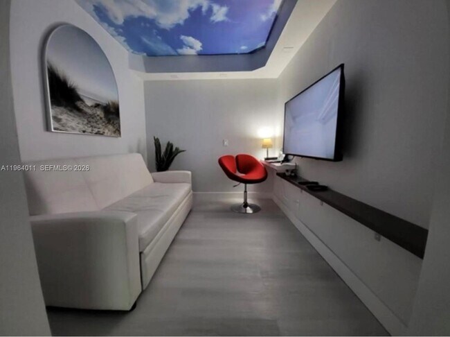 Building Photo - 20379 W Country Club Dr