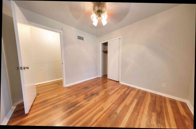 Building Photo - 5217 S Grand Blvd