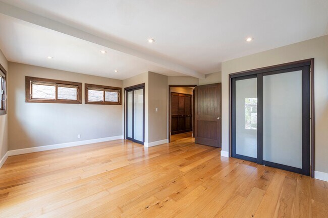Building Photo - Beautiful Manhattan Beach Rental Home!