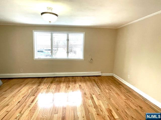 Building Photo - 465 Main 2