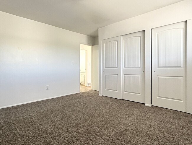 Building Photo - 403 N Morton Dr