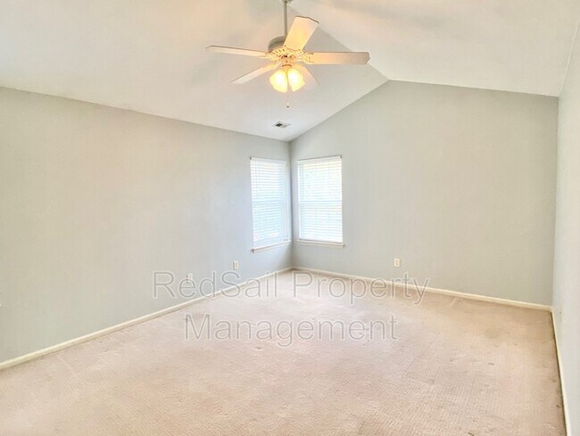 Building Photo - 102 Prescott Ct