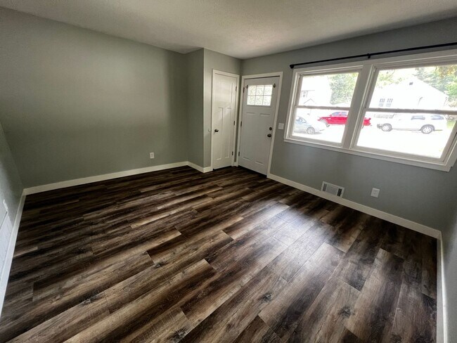 Building Photo - Short Term Lease Available! Side by Side Duplex! Rent Controlled