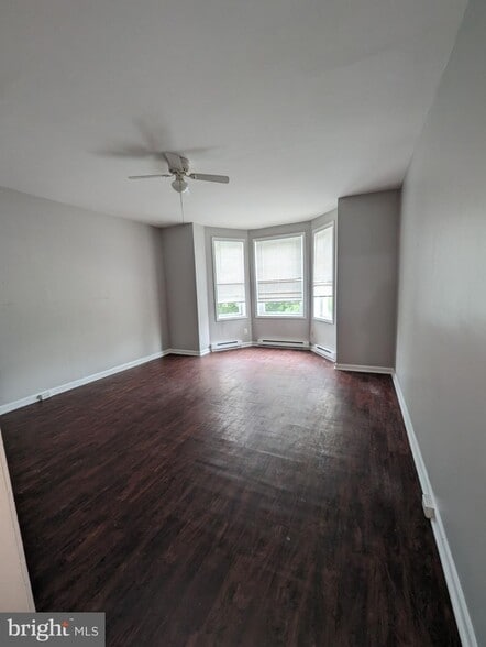 Building Photo - 1711 Gwynns Falls Pky