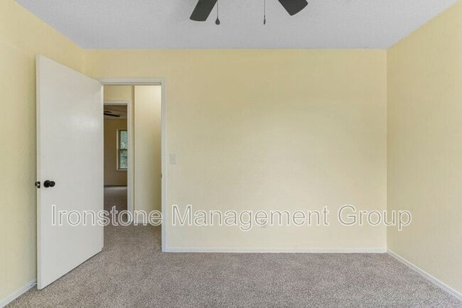 Building Photo - 3227 S Allegheny Ave