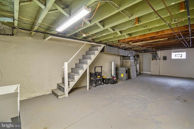 Building Photo - 1246 Wycombe Ave