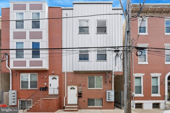 Primary Photo - 1421 N 18th St
