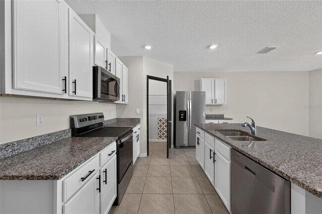 Building Photo - 1725 Aurora Ridge Dr