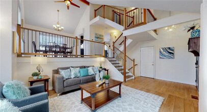 Building Photo - Stunning 5Bed 3.5Bath Modern Home on Spacious Lot in Quiet Boulder Cul-de-Sac