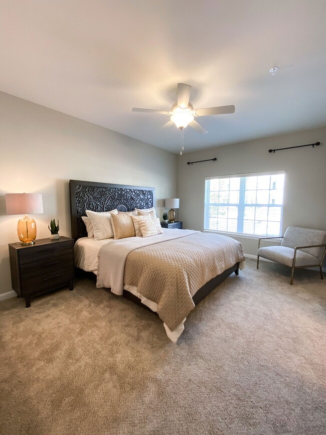 Building Photo - 11429 Oak Landing Dr