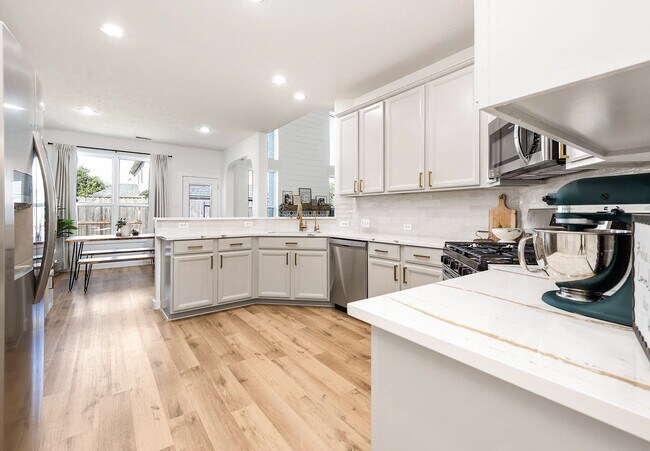 Building Photo - 13611 Cotton Way