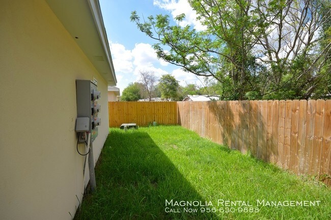 Building Photo - Medical Ridge Apartments