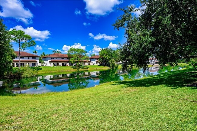 Building Photo - 26650 Southern Pines Dr
