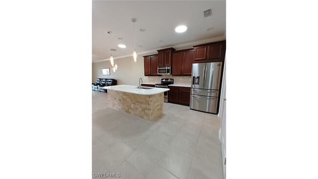 Building Photo - 20572 Chestnut Ridge Dr