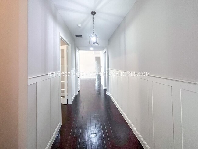 Building Photo - 4509 Tortuga Ln