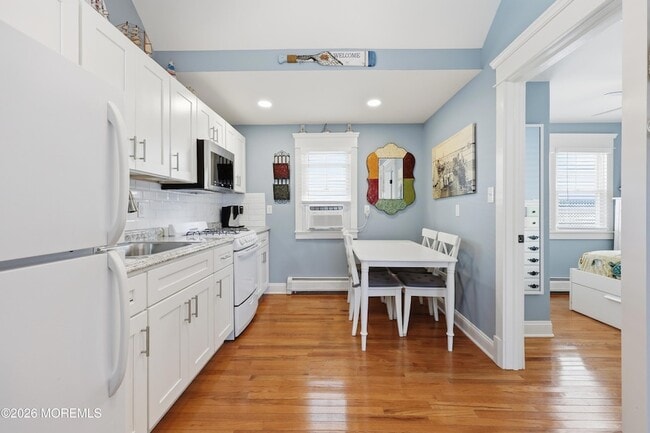 Building Photo - 58 5th St