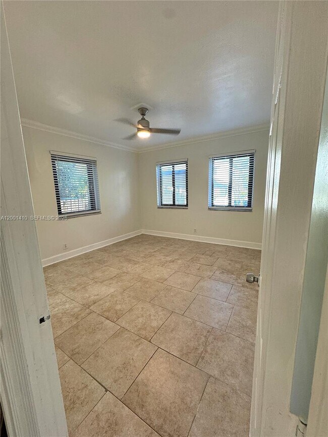 Building Photo - 5530 NW Miami Ct