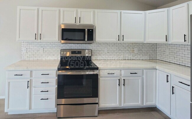 Primary Photo - 6206 Maryhill Ln