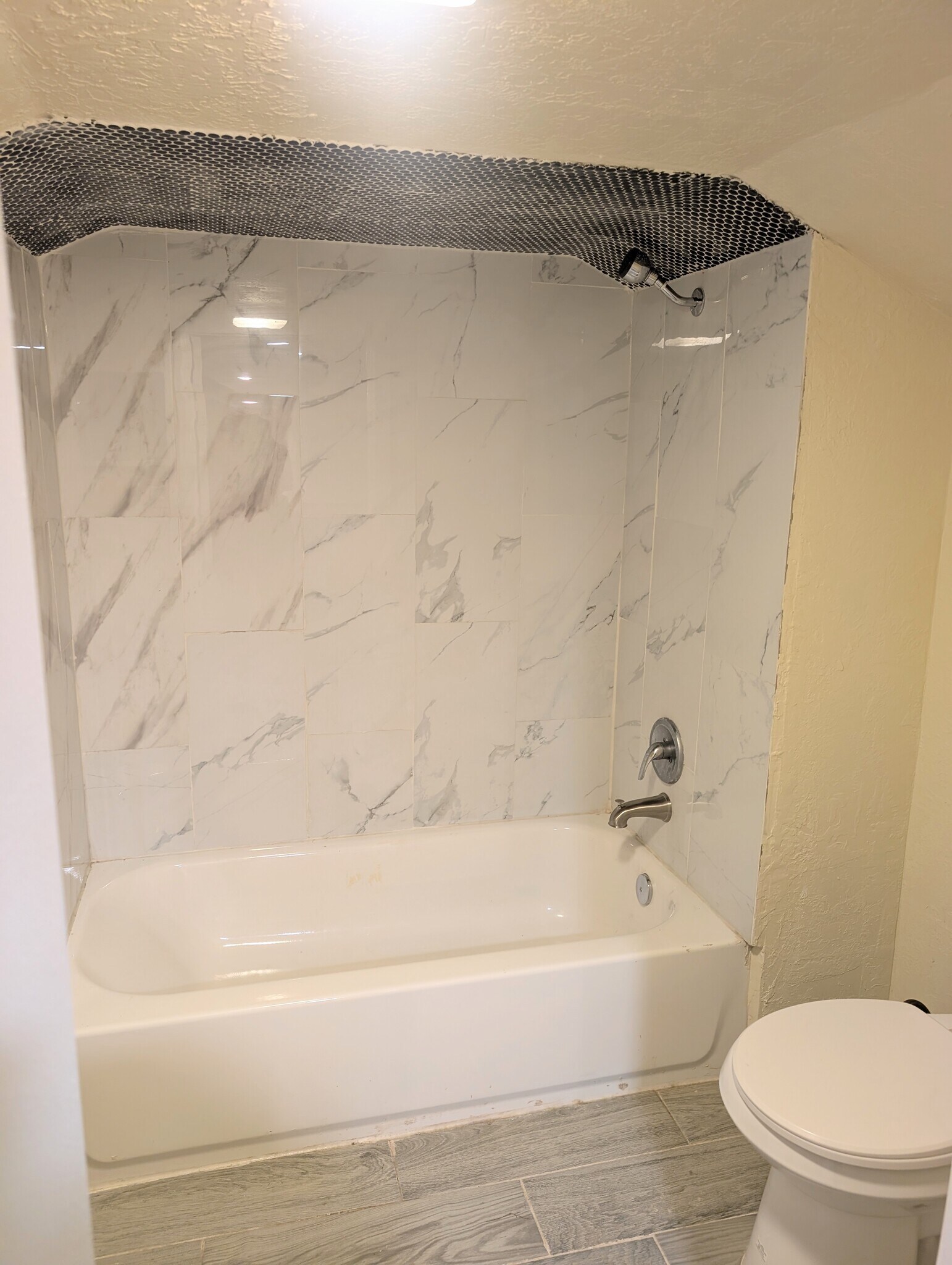 Building Photo - 1826 W Bond St