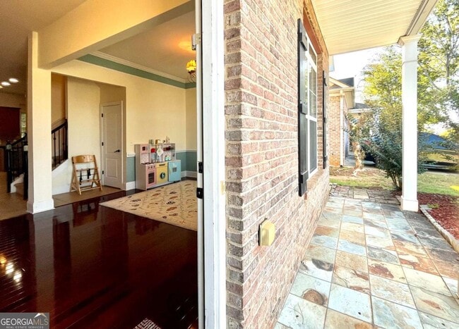 Building Photo - 440 Highgate Dr