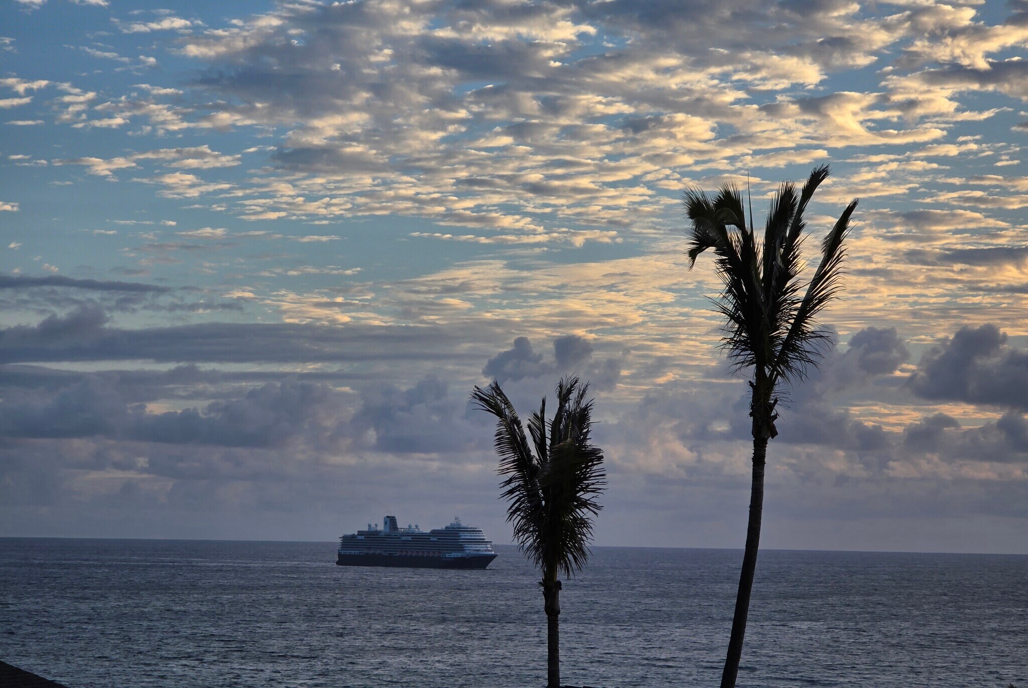 Building Photo - 1367 Kakae Pl