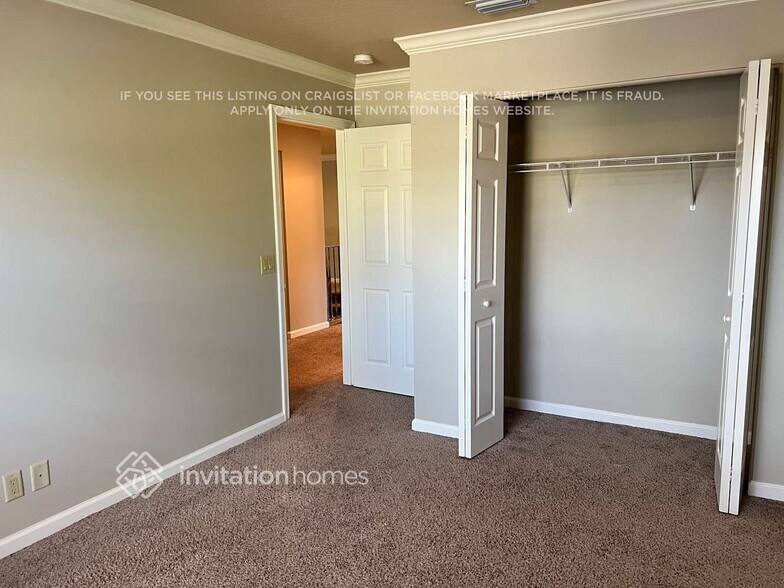 Building Photo - 107 Hidden Hollow Dr