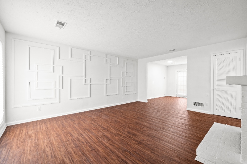 Building Photo - 151 Old Ferry Way