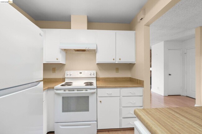 Building Photo - 981 Cheryl Ann Cir