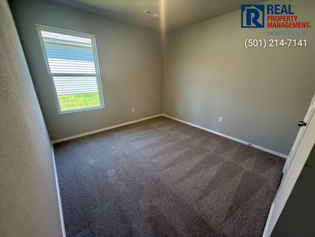 Building Photo - 6065 Discovery Trl