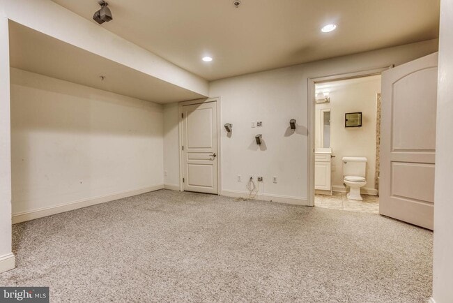 Building Photo - 1320 Race St