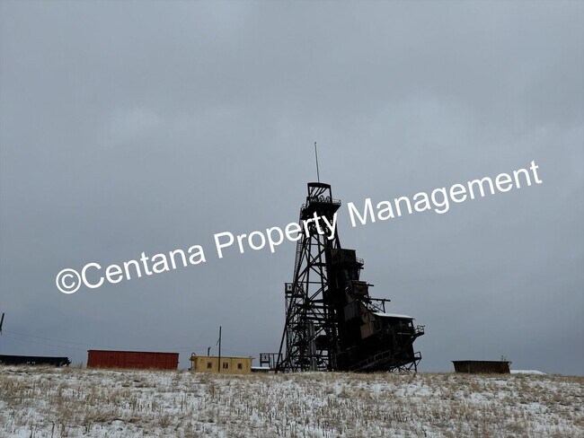 Building Photo - 816 Caledonia St
