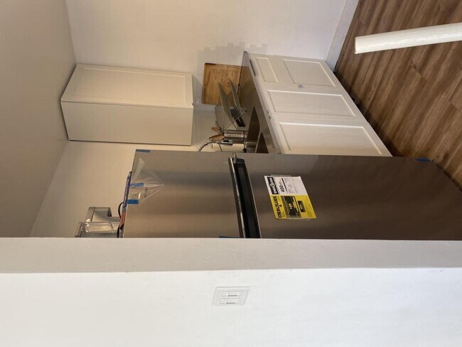 Building Photo - 4037 1/2 National Ave, Upstairs, San Diego, CA 92113