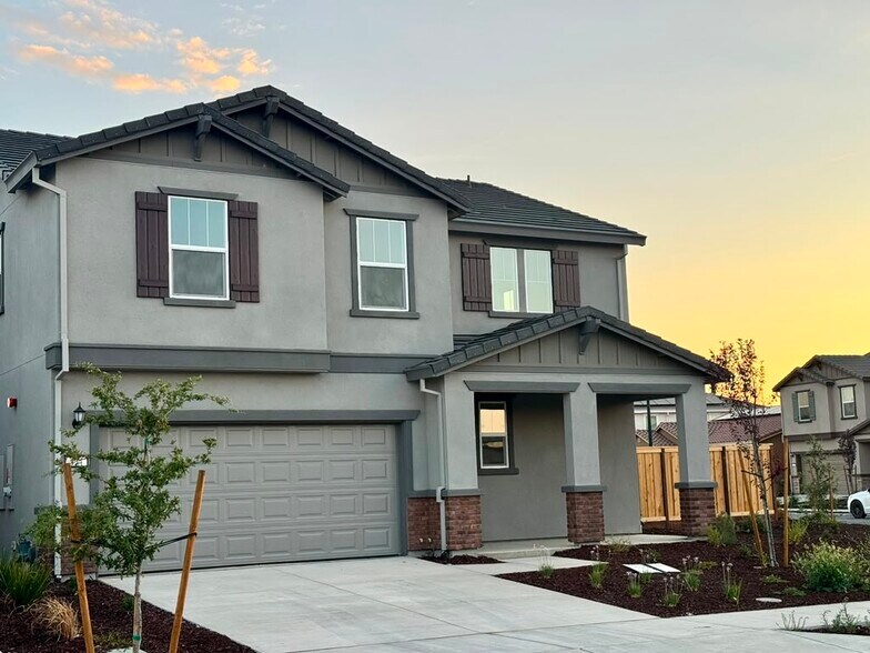 Building Photo - 434 Miramar Dr