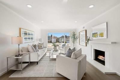 Building Photo - 751 Skyline Dr