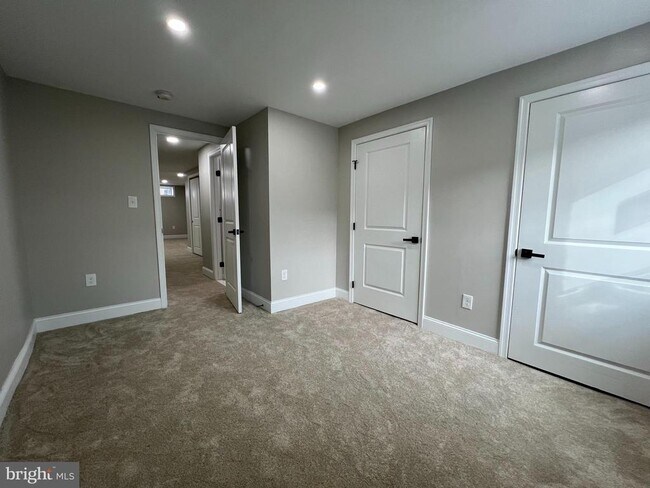 Building Photo - 717 N Collington Ave