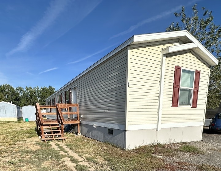 Building Photo - 26 Bing St N