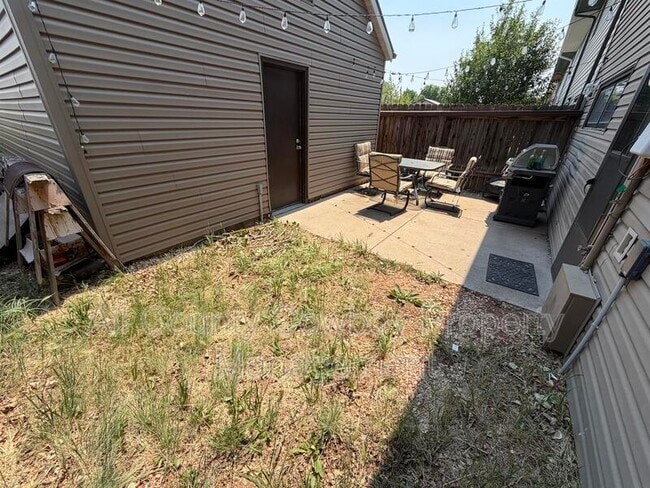 Building Photo - 1463 N 17th St
