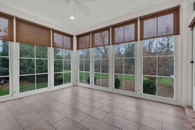 Building Photo - Del Webb Lake Providence Home