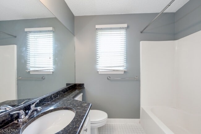 Building Photo - 8708 Brittany Dr