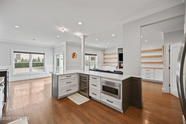 Building Photo - 28 Rector Pl