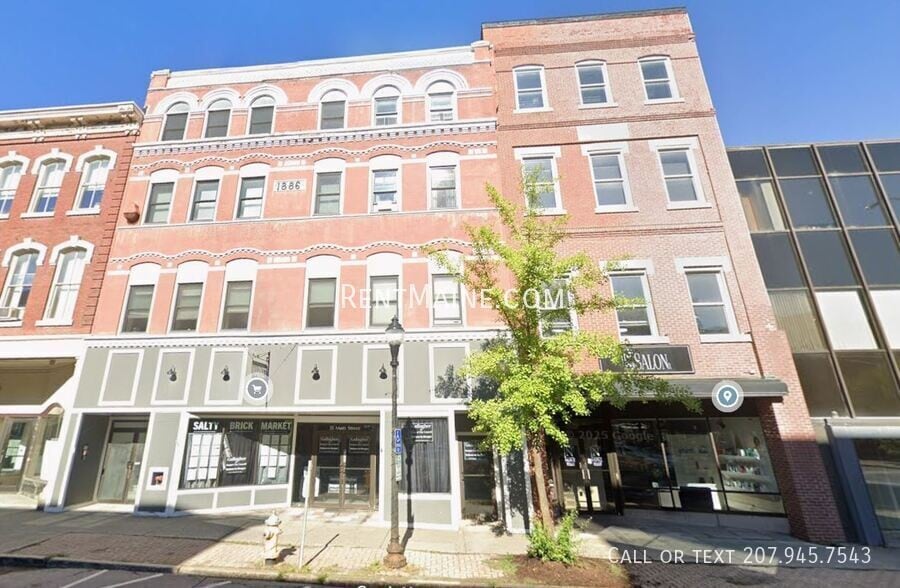 Building Photo - 35 Main St