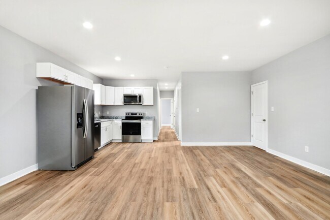 Building Photo - 2019 E Maryland St