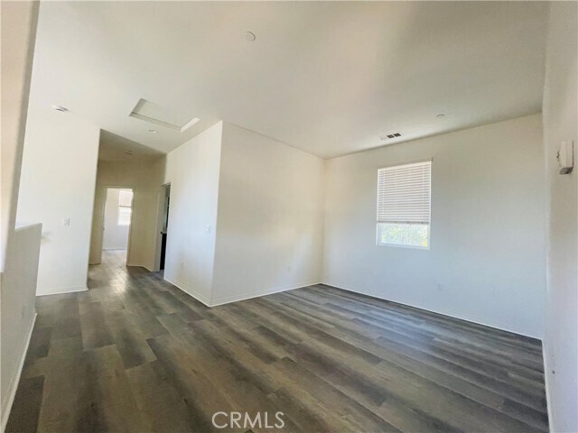 Building Photo - 808 S Gladys Ave