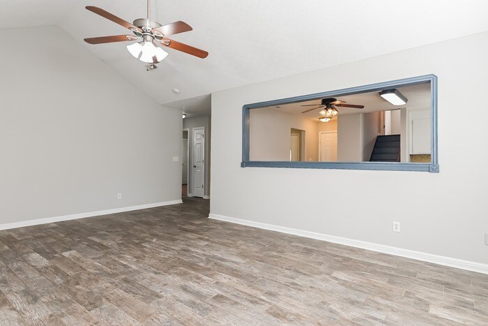 Building Photo - 154 Kingsbridge Dr